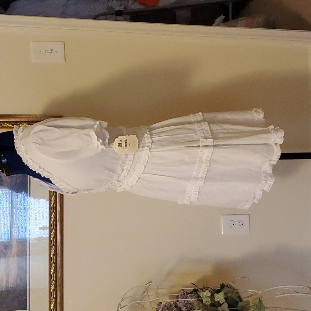 Nwt adorable white summer dress from alter'd state - Picture 6 of 9